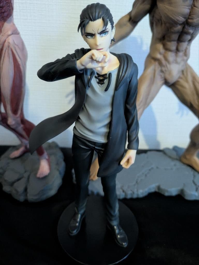 箱付き美品 進撃の巨人 B賞エレン 一番くじ フィギュア