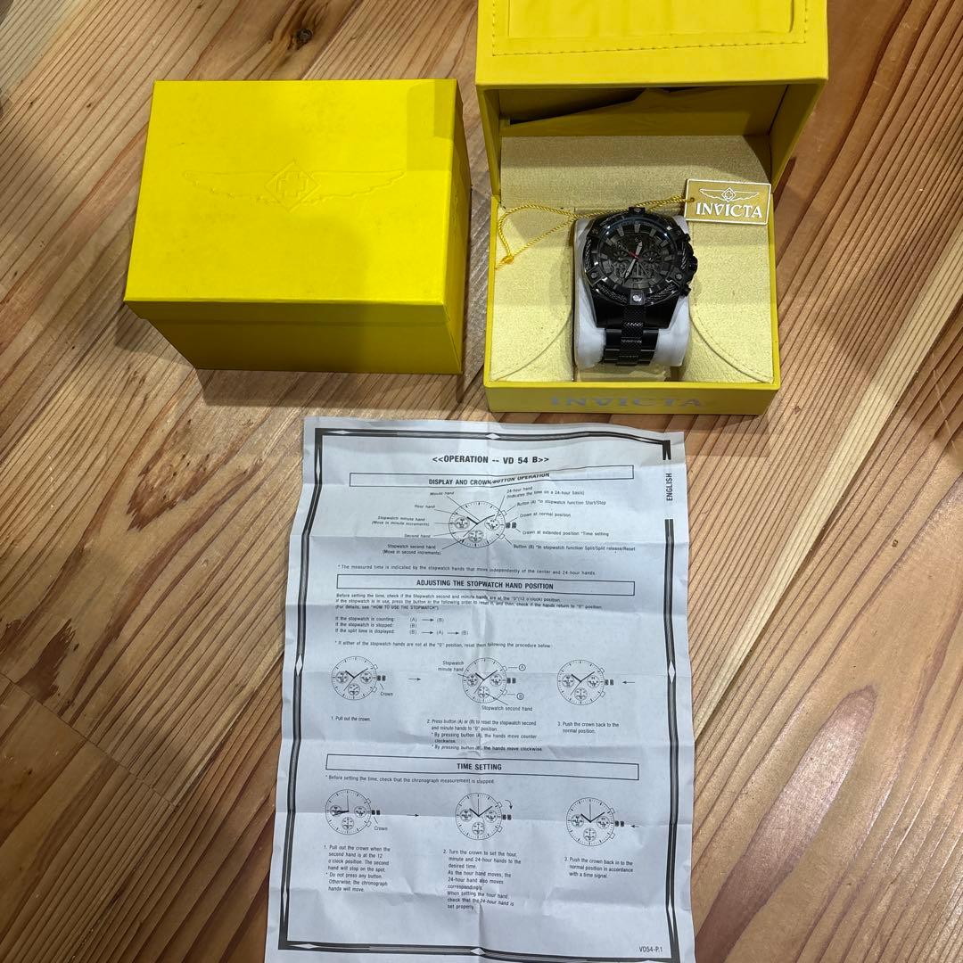 売り切り値下げ❗️ダースベーダーモデルINVICTA クロノグラフ ブラック腕時計