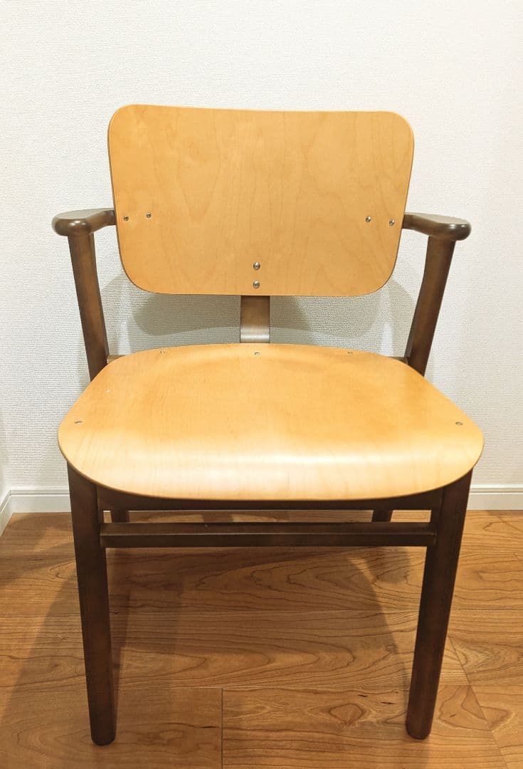 artek　ドムスチェア　スコープ別注ハニー×ウォルナット