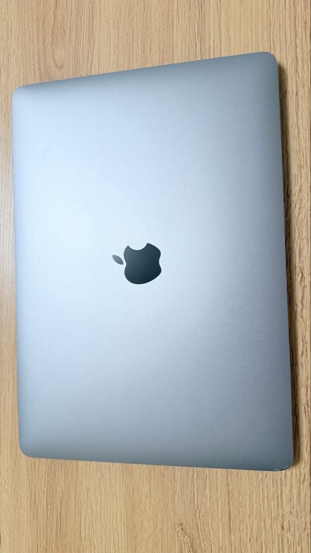 美品/MacBook Pro/2020/13.3インチ/256GB/16GB