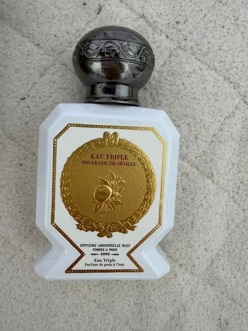 ビュリー　オートリプル　香水