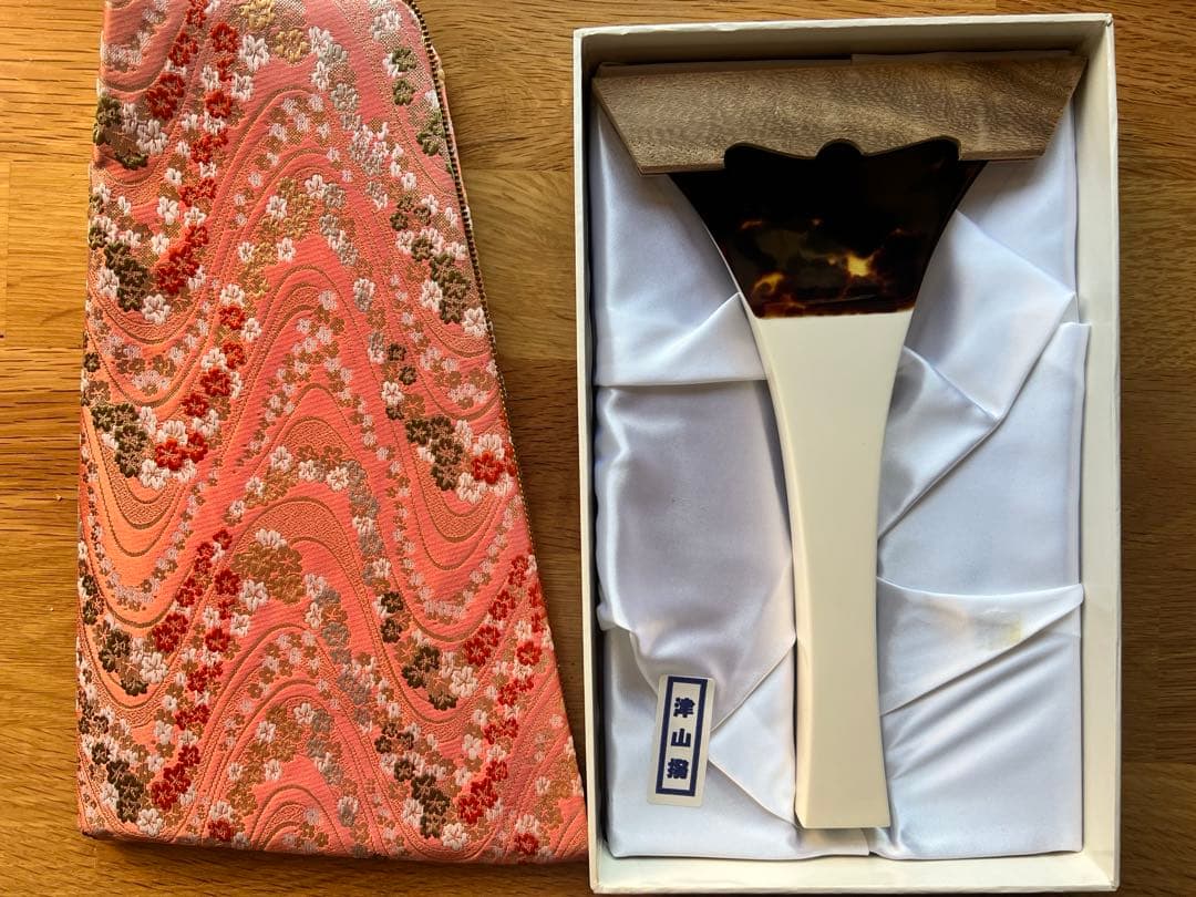 【美品】地唄三味線用 津山撥（収納ケース付き）