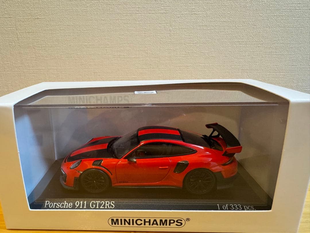 【MINICHAMPS】限定333台Porsche 911 GT2RS MINICHAMPS】限定333台Porsche 911 GT2RS