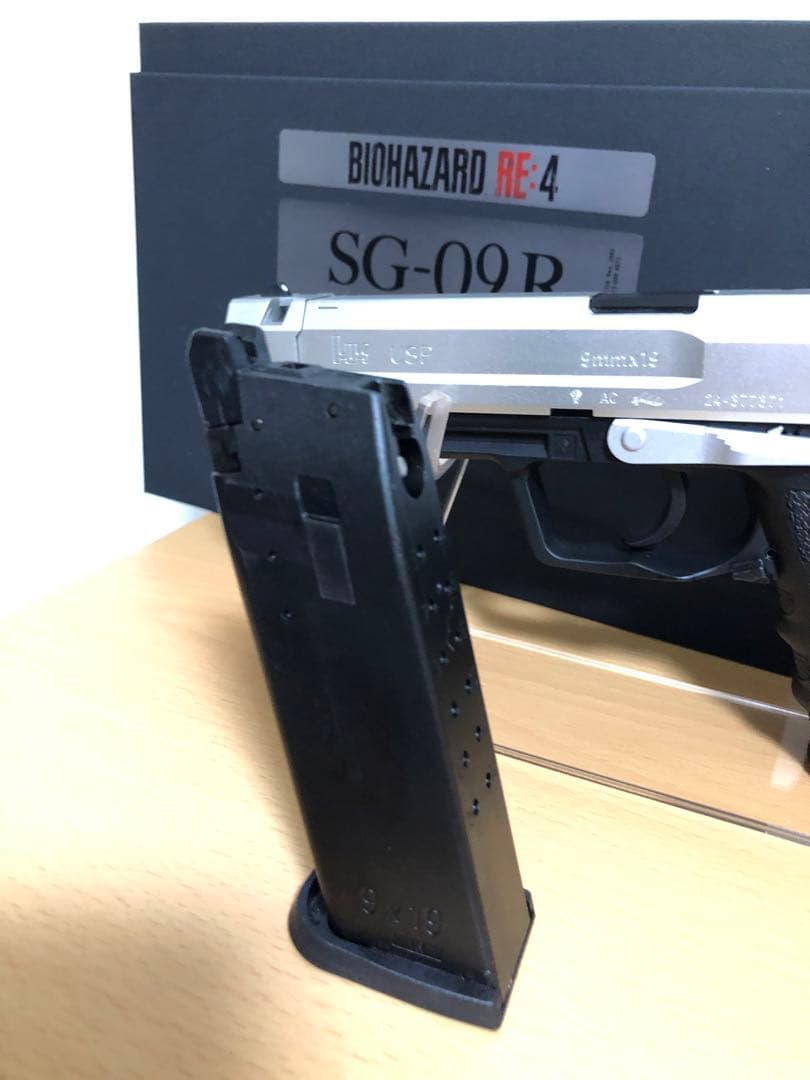 レア】バイオハザード RE4 限定品 SG-09 R レオン sg09r - メルカリ