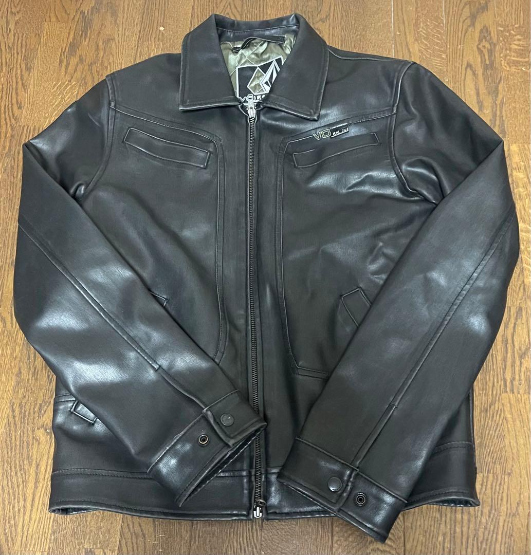 美品　VOLCOM ライダース　本革レザージャケット