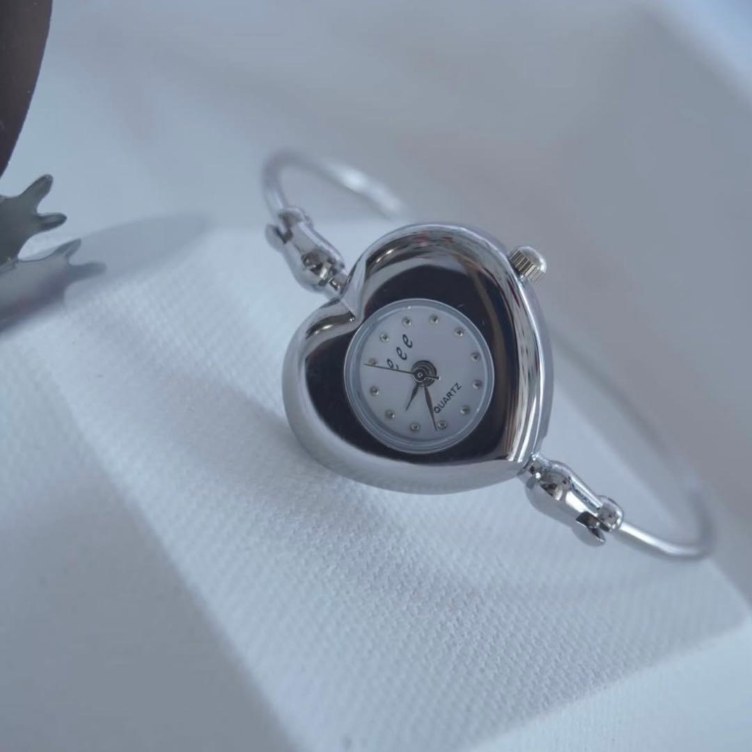 eee.space ハート 時計 韓国 - メルカリ