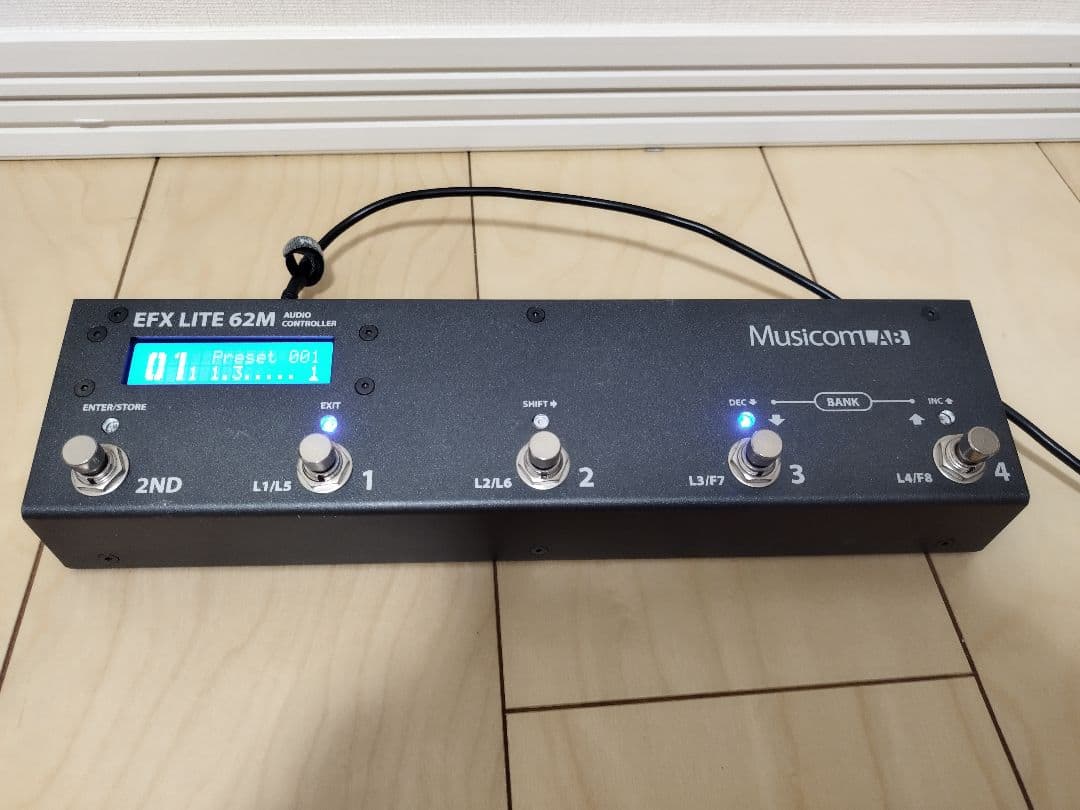 Musicom Lab EFX LITE 62M プログラマブル スイッチャー