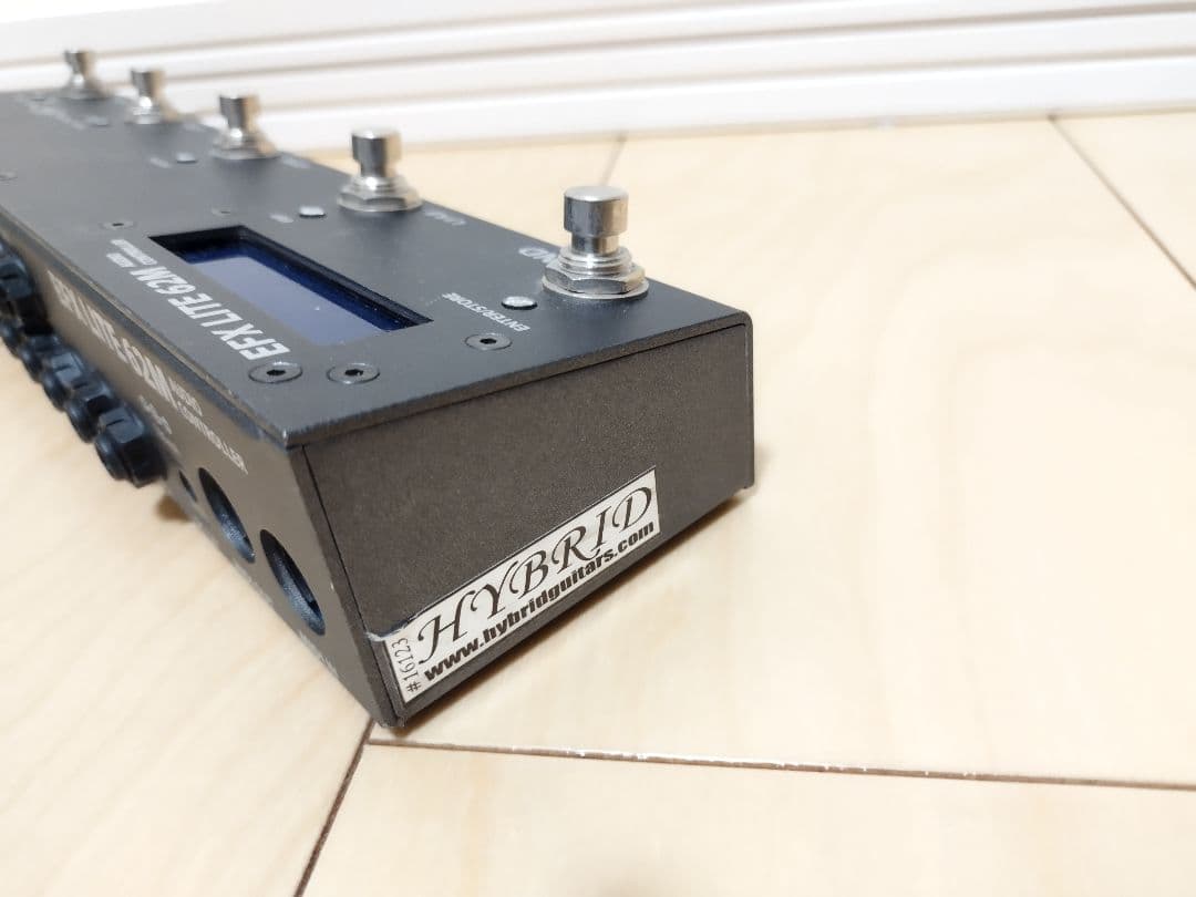 Musicom Lab EFX LITE 62M プログラマブル スイッチャー