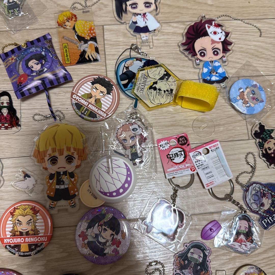 鬼滅の刃 グッズ 大量まとめ売り - メルカリ