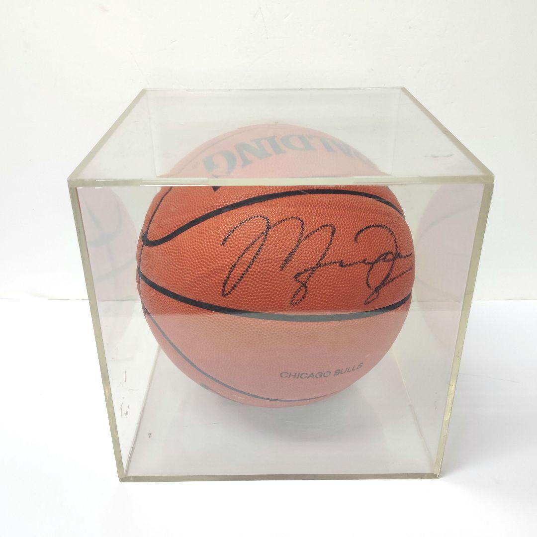 マイケル・ジョーダン　サイン入りボール　証明書付き