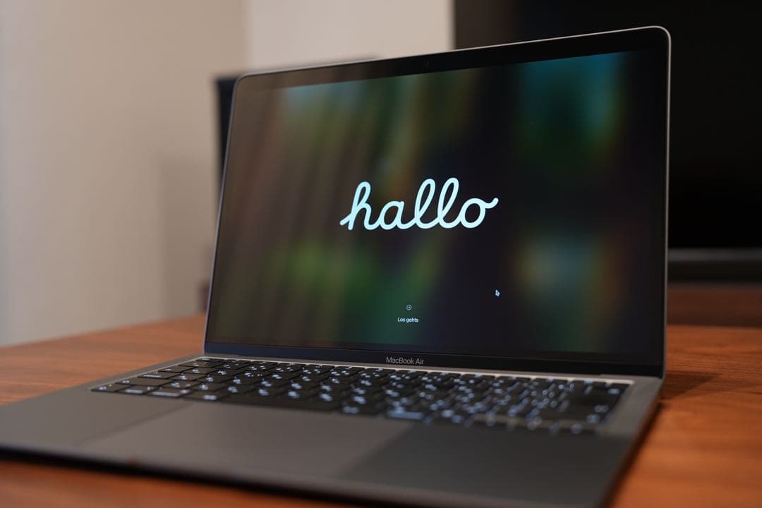 【美品】MacBook Air（M1）　スペースグレイ