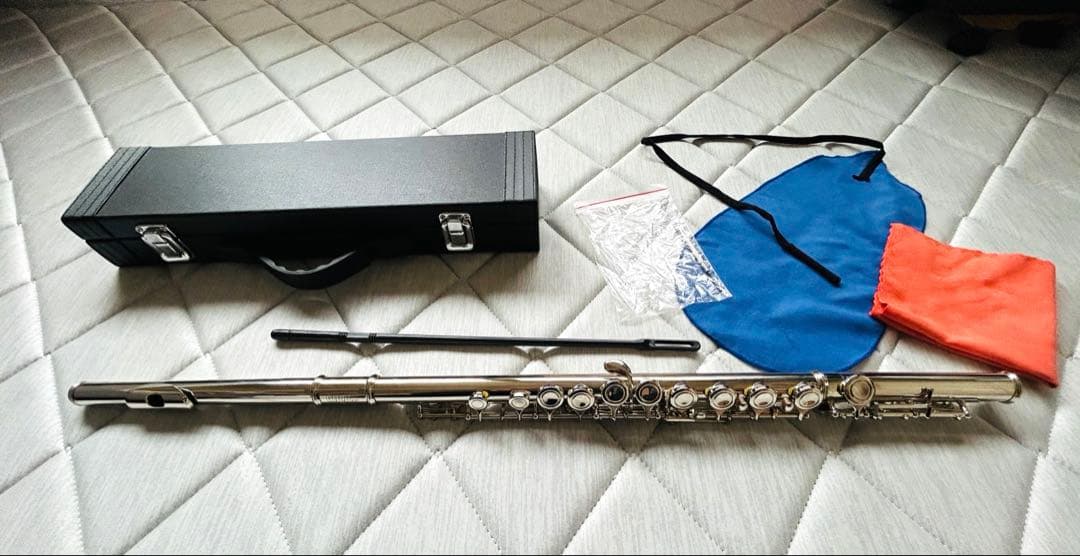 初心者用フルート　カリーナ　ニッケルメッキ 楽天市場】フルート 初心者 吹奏楽 練習用 ケース付き ニッケルメッキ