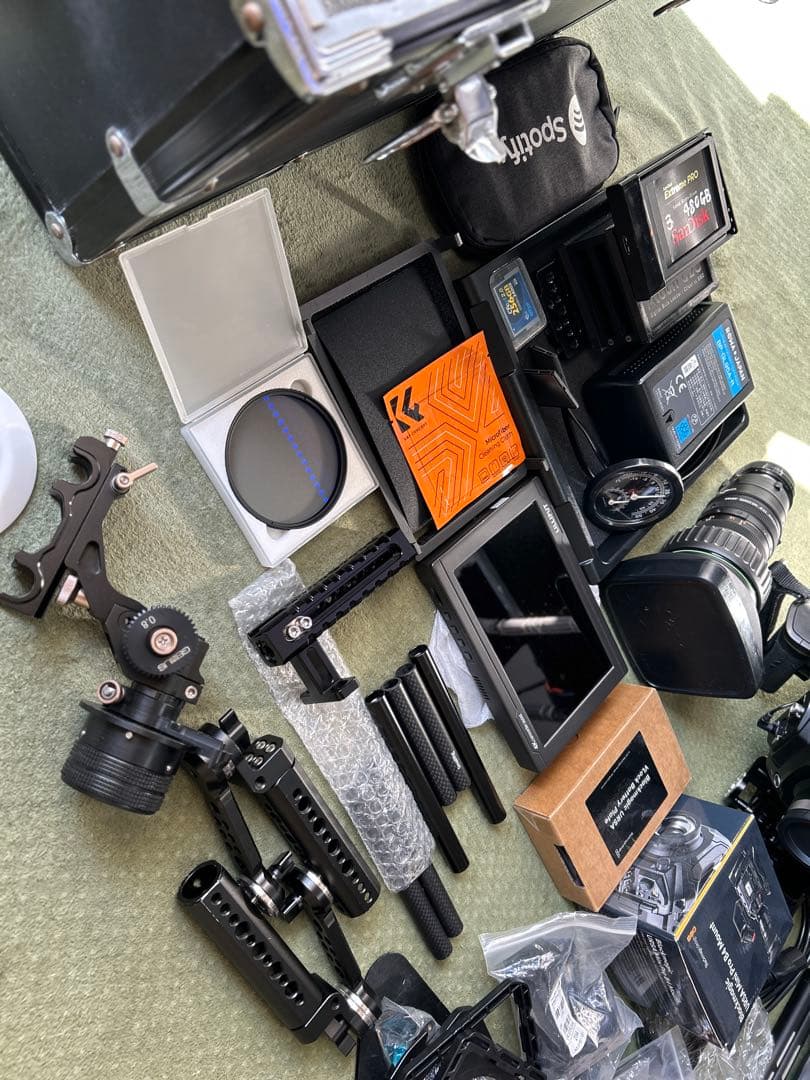 最終値下げ　超お得)URSA Mini Pro 4.6K (撮影+記録+音響類)