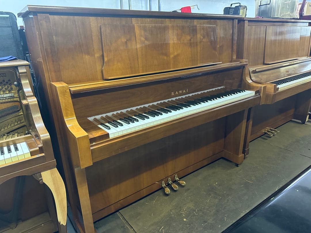 【美品/新年特価】KAWAI KL-702 アップライトピアノ　木目