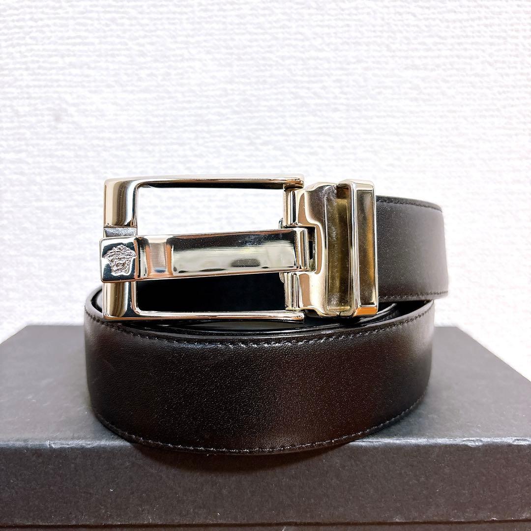 美品 VERSACE シルバーバックル レザーベルト ブラック メデューサ 刻印