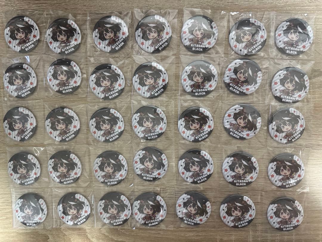 ウマ娘　キタサンブラック　缶バッジ35個セット　ローソン・HMV限定