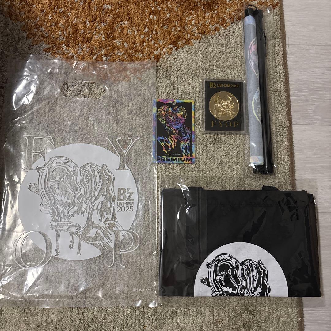 B'z premium席　限定グッズ　(ネックトラップなし)