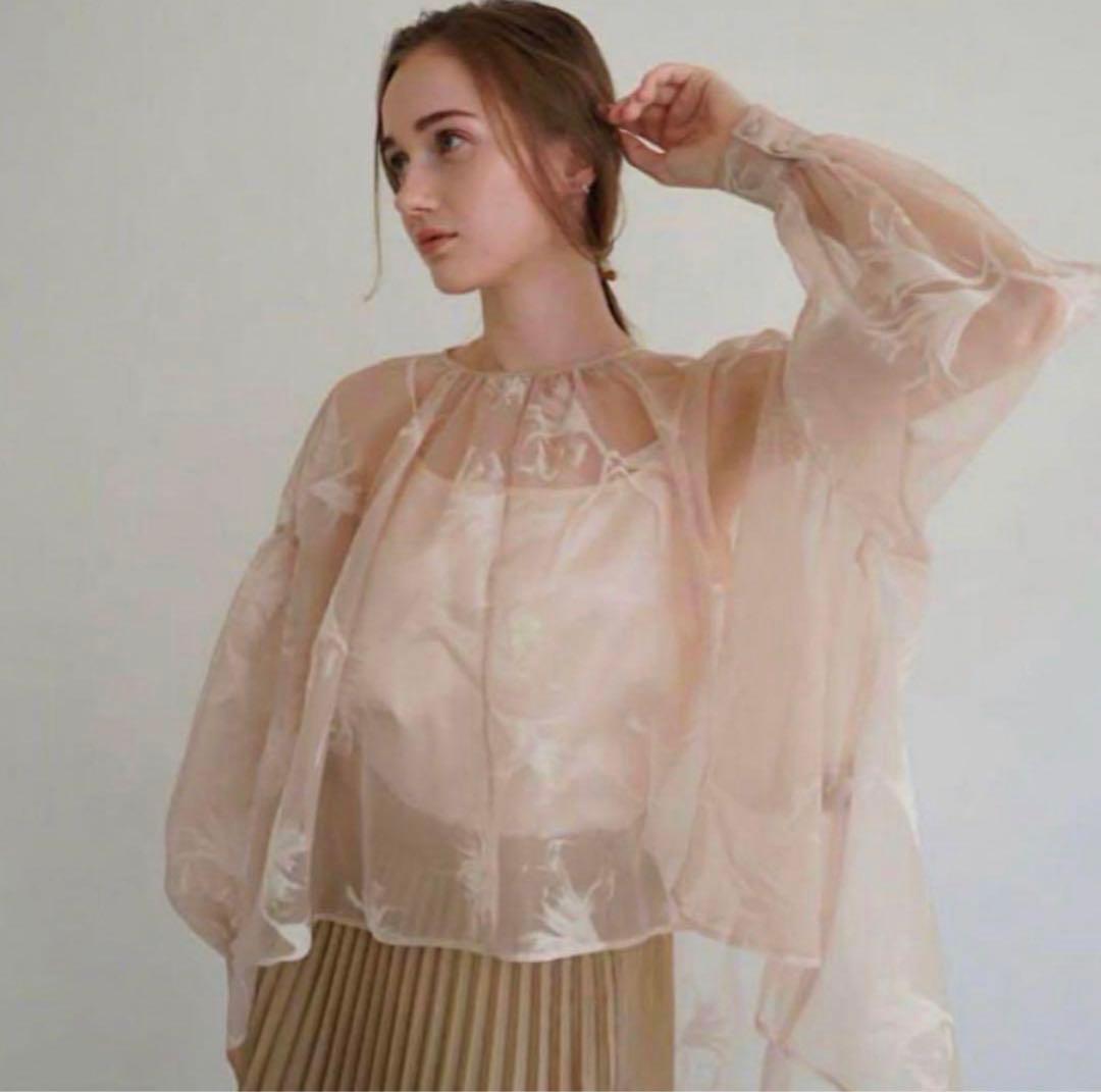 Acka シュフォン シアー ブラウス フラワー ベージュ オケージョン