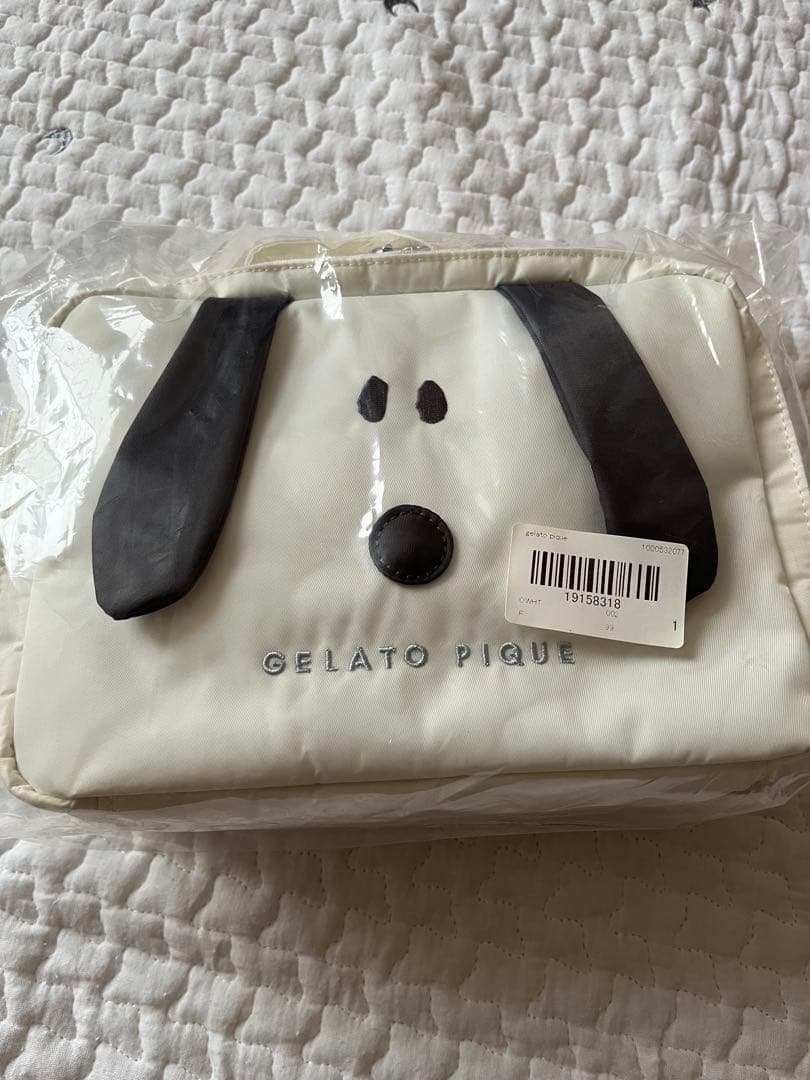 新品タグ付き ジェラートピケ オムツポーチ スヌーピー