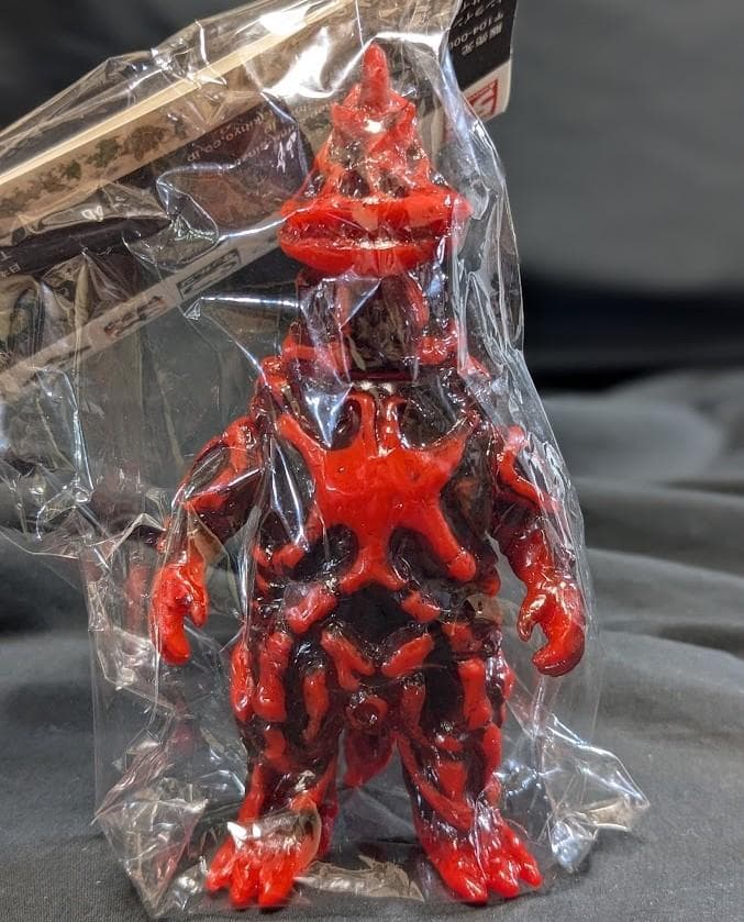 シーボーズ「ウルトラマン」登場怪獣（ヤモマーク）未開封ソフビフィギュア