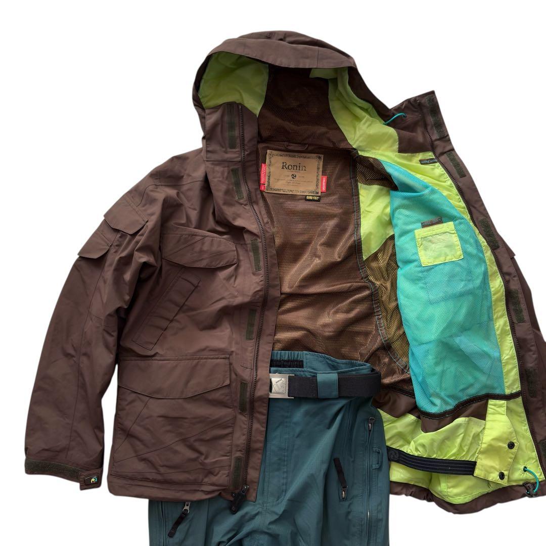 BURTON バートン GORE-TEX スノーボードウエアMサイズ Ronin