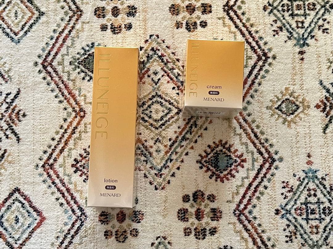 メナードイルネージュ無香料のローション、クリーム2本セット