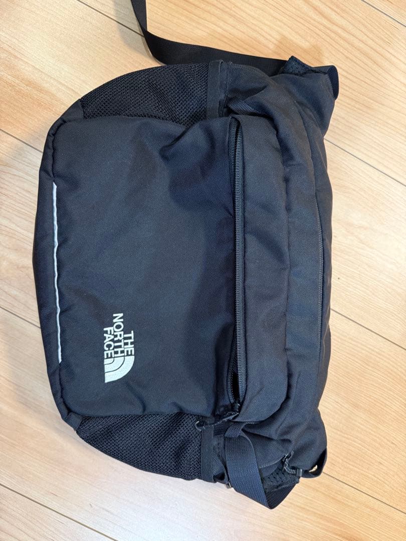 ノースフェイス　ベビースリングバッグ