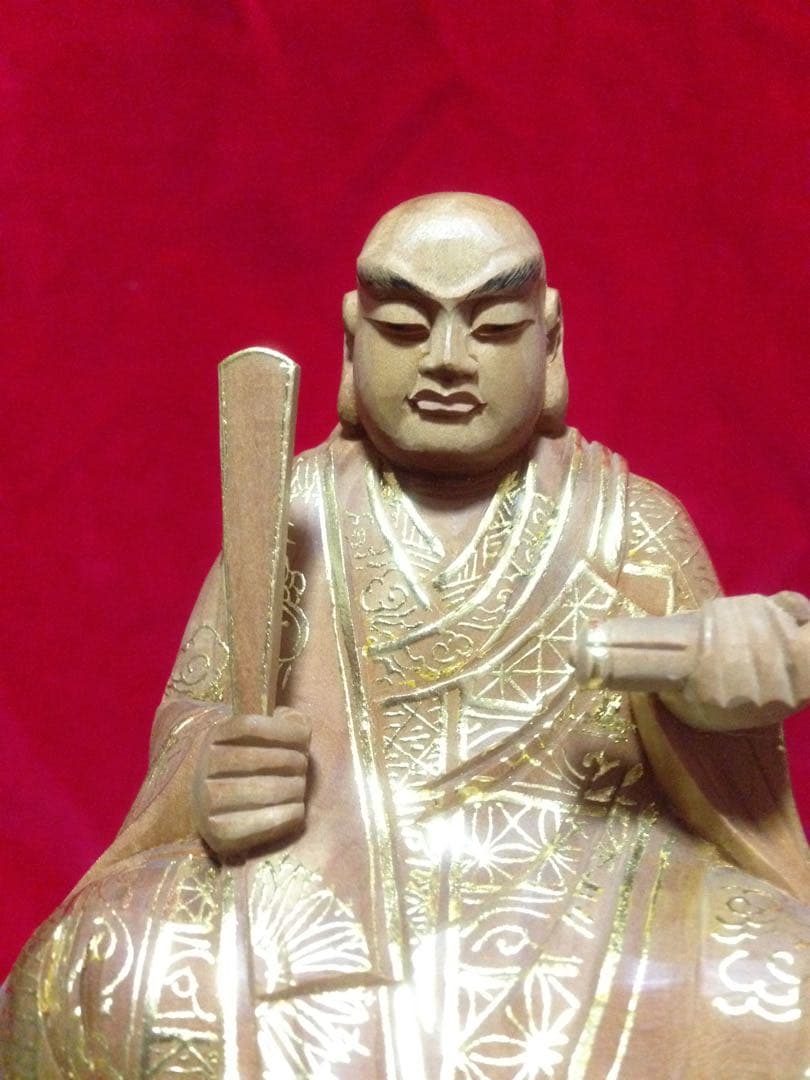 香木白檀 切金仕上げ 日蓮大聖人座像 手彫り 最高細密木彫り88万円の品全て白檀