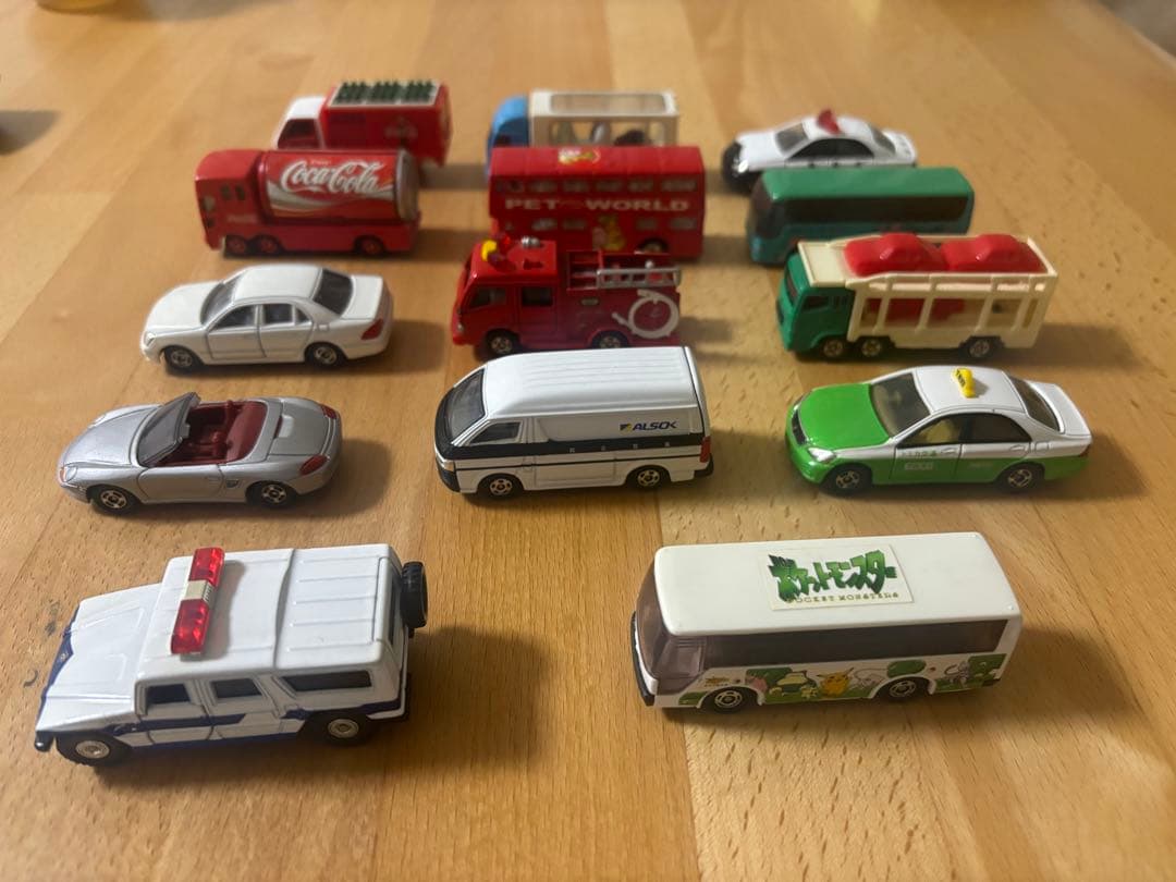 激レア完売品　レトロ　トミカ　まとめ売り　14点 hqdefault.jpg