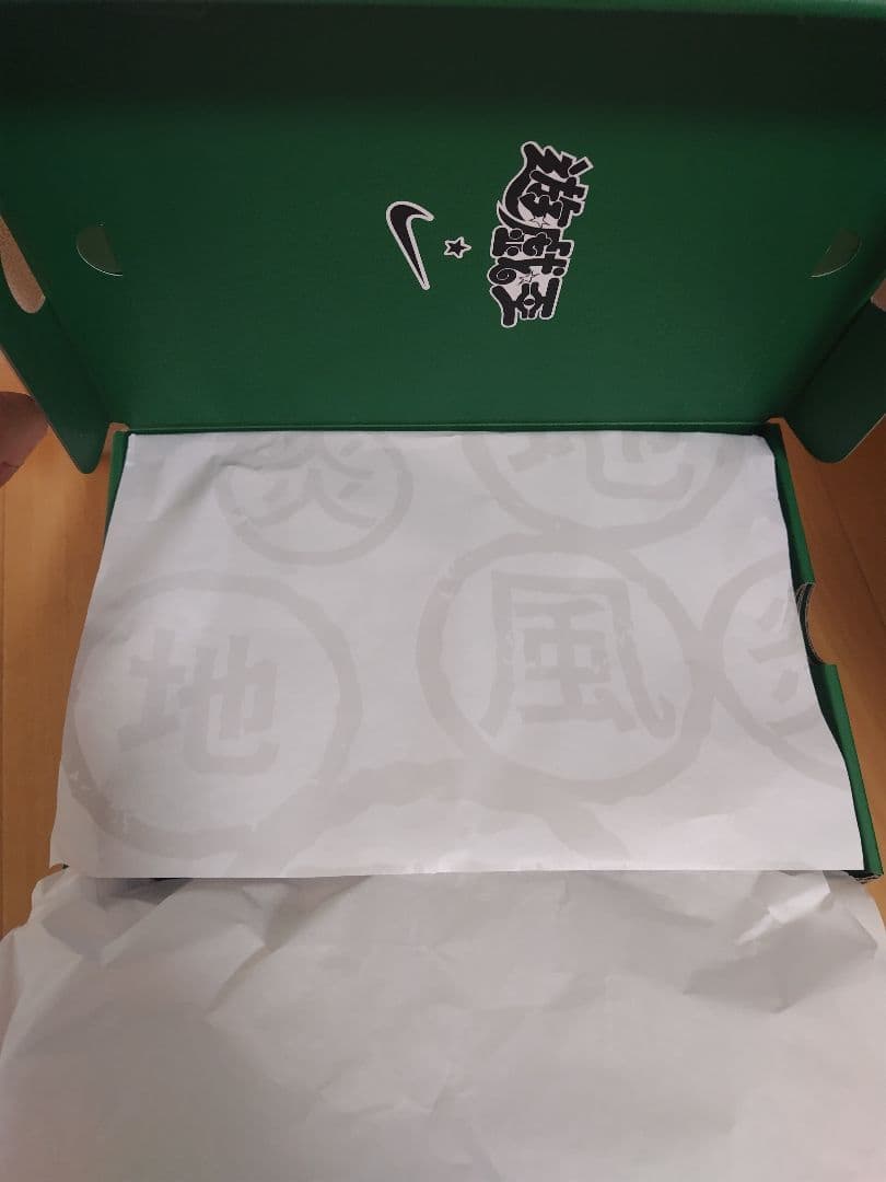 初期ロット生産数900足 NIKE×遊戯王×エアマッスル エアマックス 27.0