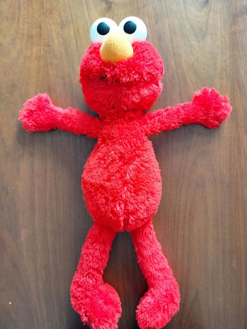 ビッグ！！巨大 セサミストリート エルモ ぬいぐるみ - メルカリ