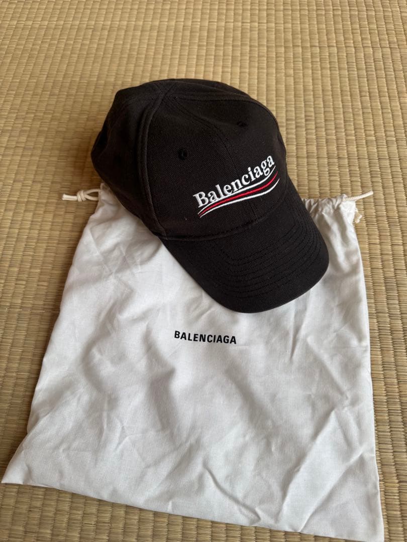 Balenciaga 黒 キャップ 保存袋付き