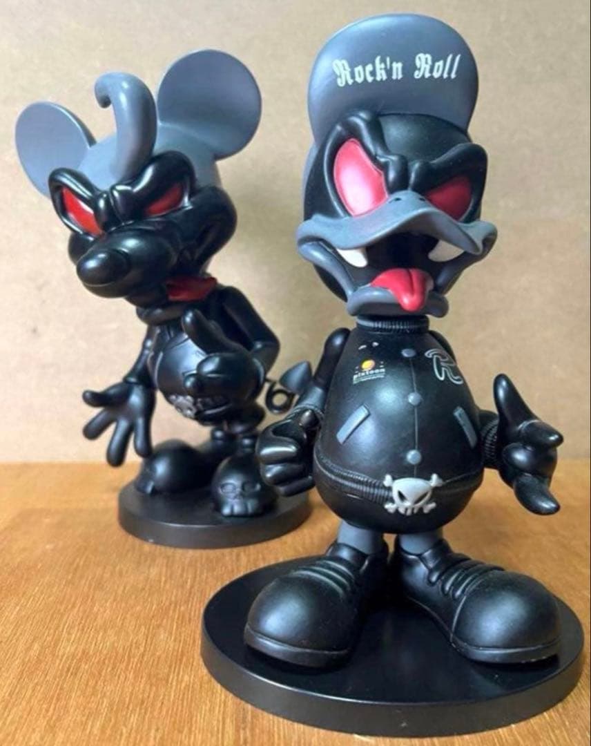 ⭕️デビルミッキー ドナルド フィギュア おもちゃ 限定品 カッコイイ 希少品