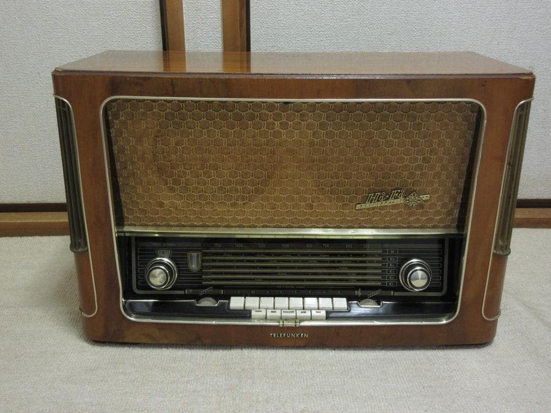 昭和レトロ ラジオ テレフンケン D798 WK （不動品） - メルカリ