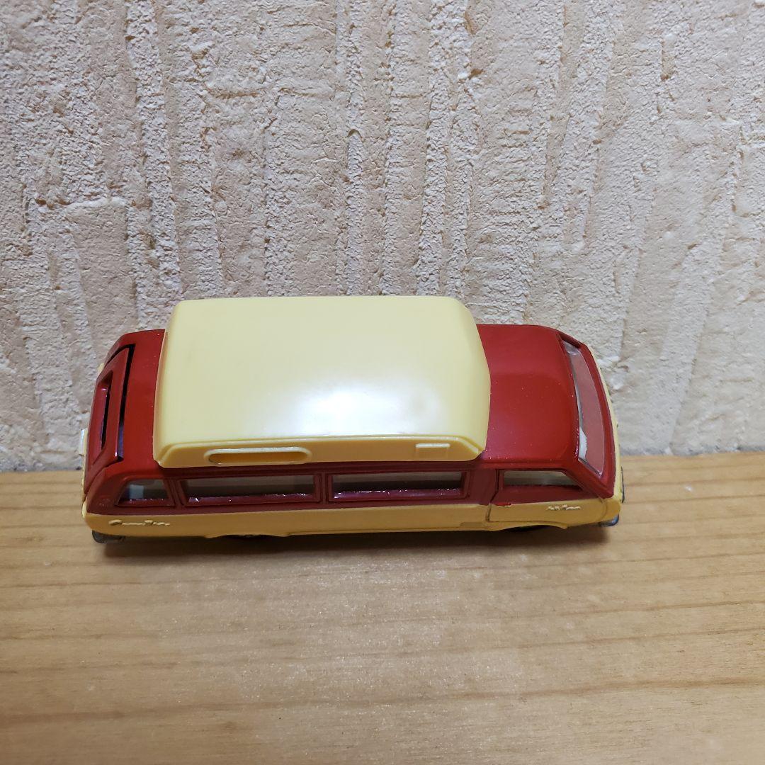 トミカ・黒箱・日本製】 トヨタ ハイエース コミューター