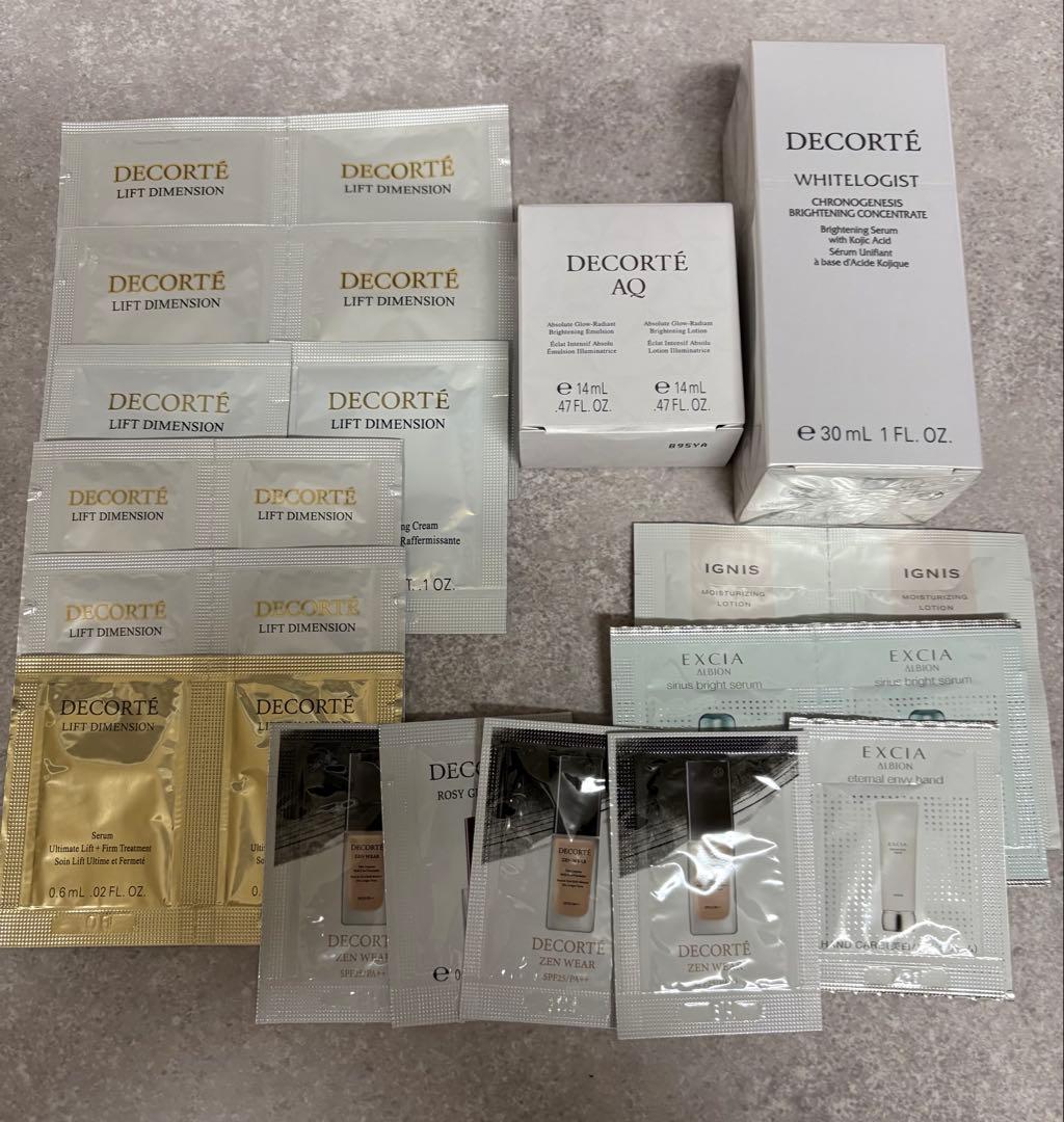 コスメデコルテ ホワイトロジスト 30ml 1/16発売