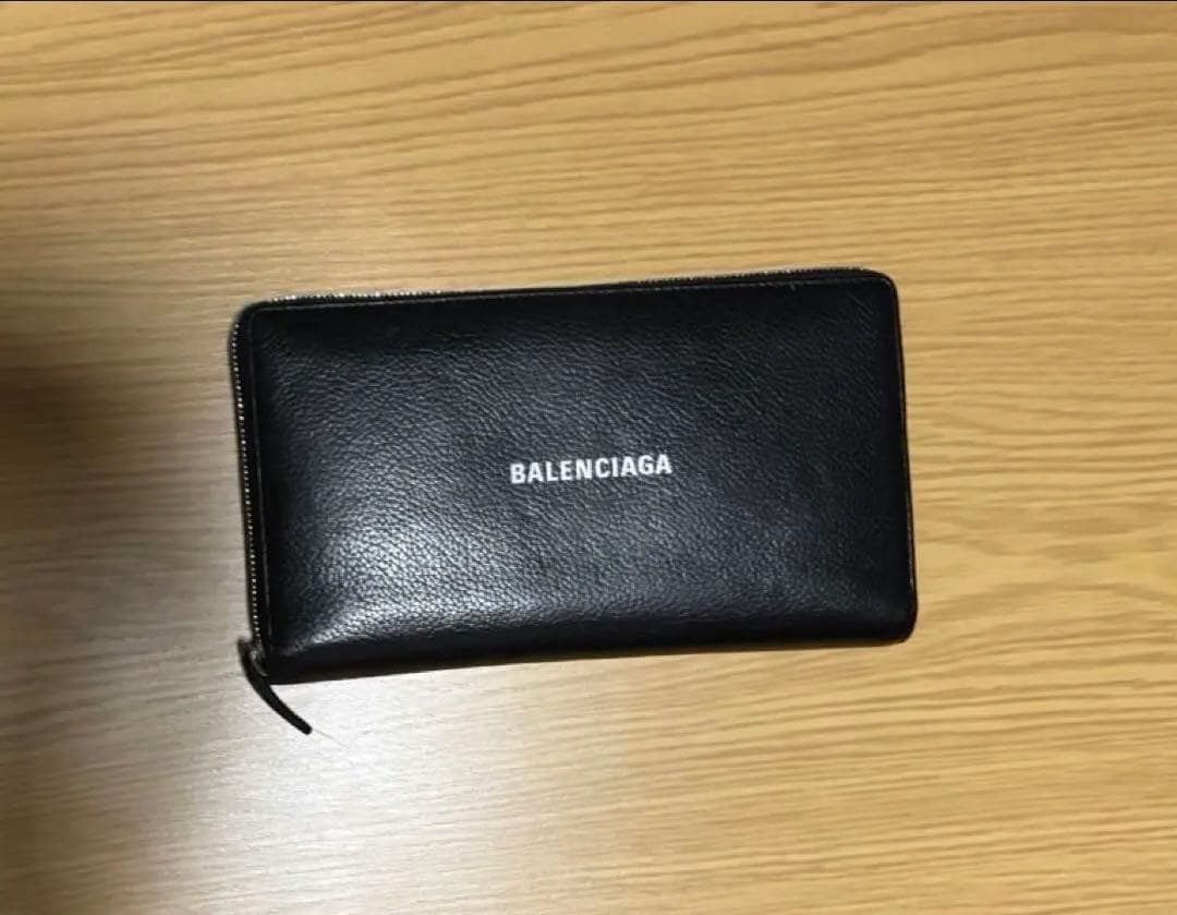 ★値下げ中★BALENCIAGA ブラックレザー　長財布