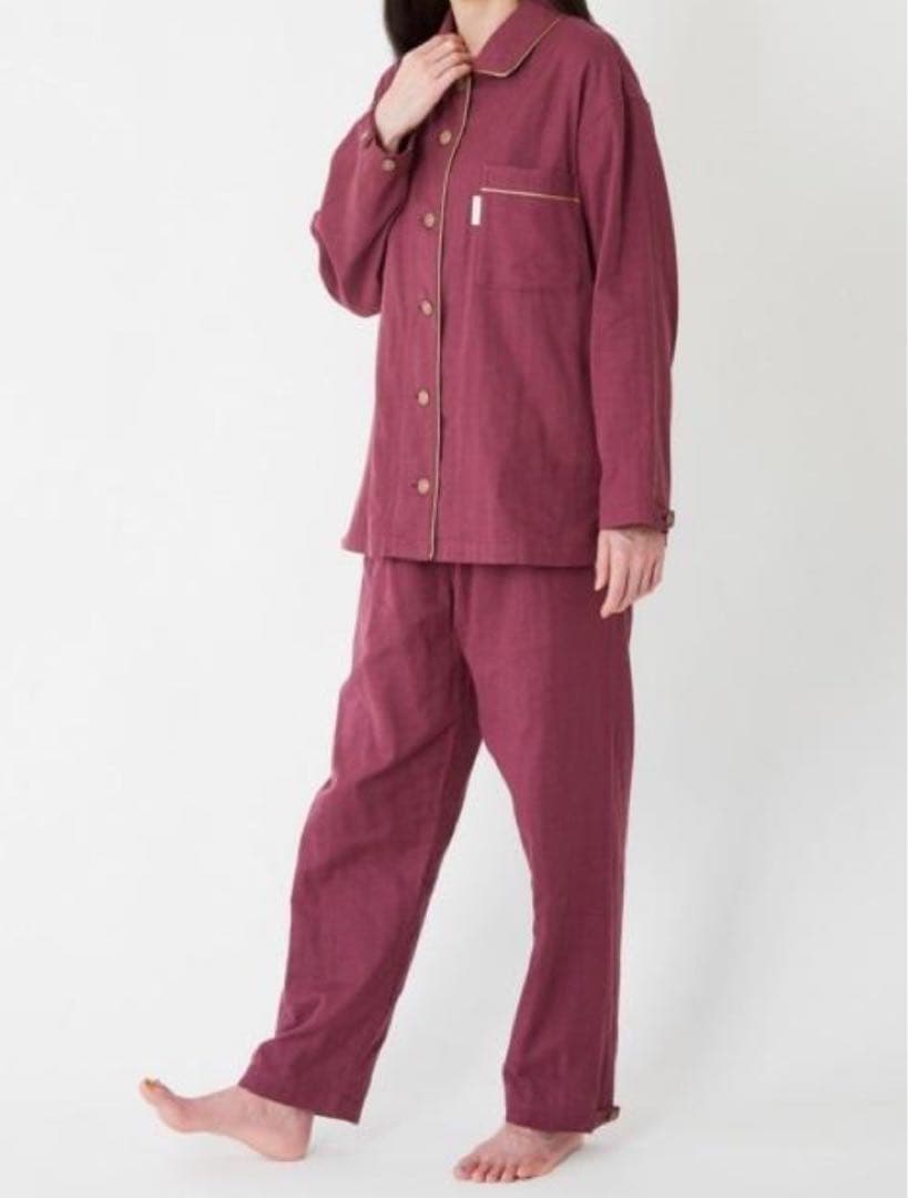 【値下げ新品未使用】リフランス　liflance パジャマ XLサイズ ボルドー