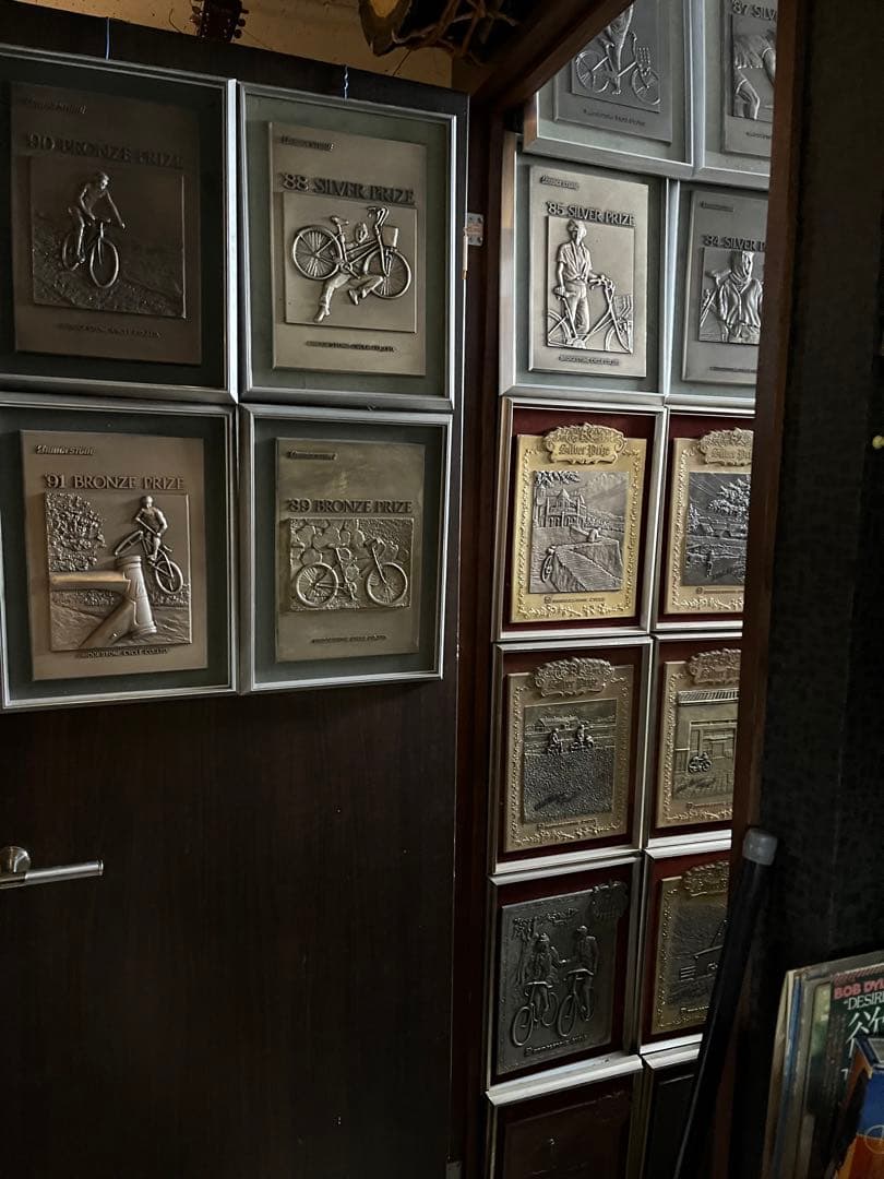 Taoブリヂストン看板、16枚ブリヂストン表彰額、ブリヂストン記念看板、 2026年最新】ブリヂストン 看板の人気アイテム - メルカリ