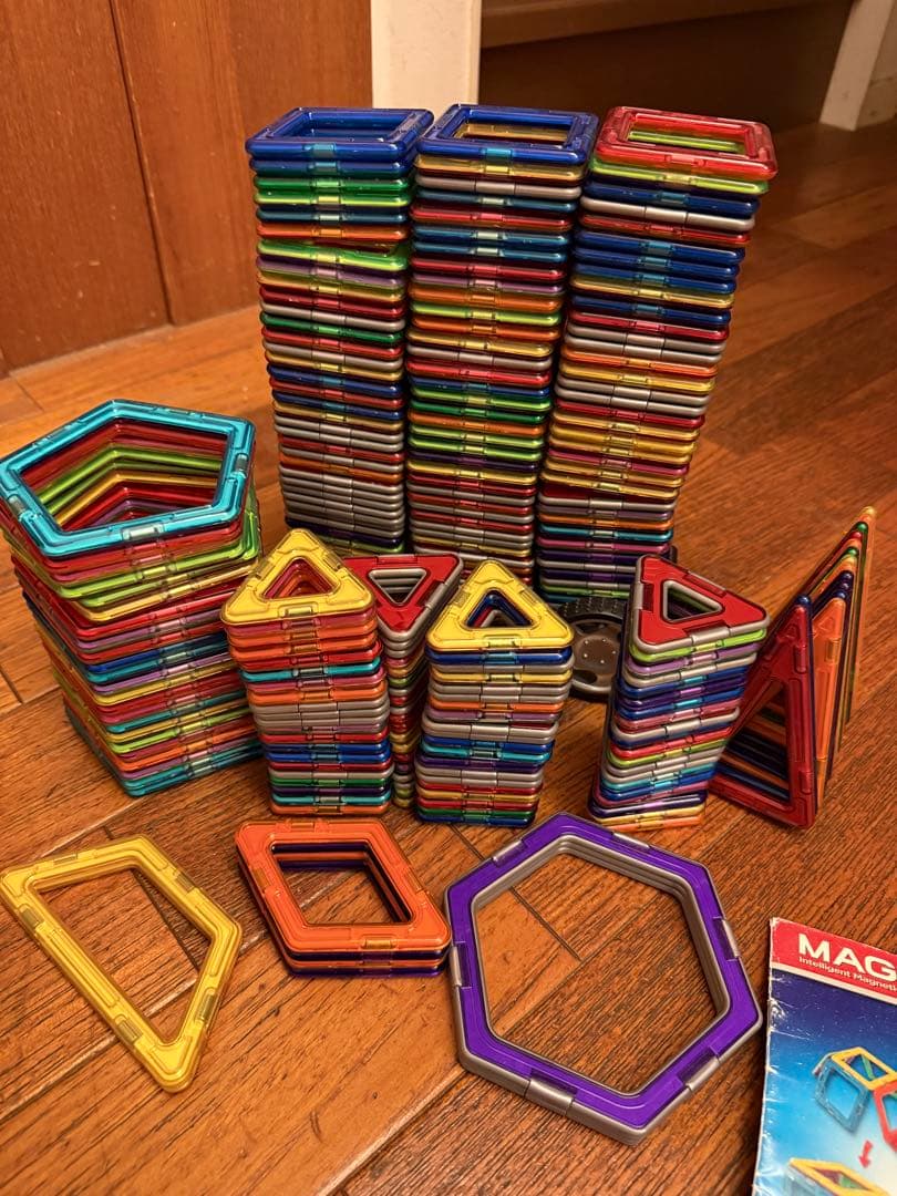 マグフォーマー　220ピース以上+タイヤセット