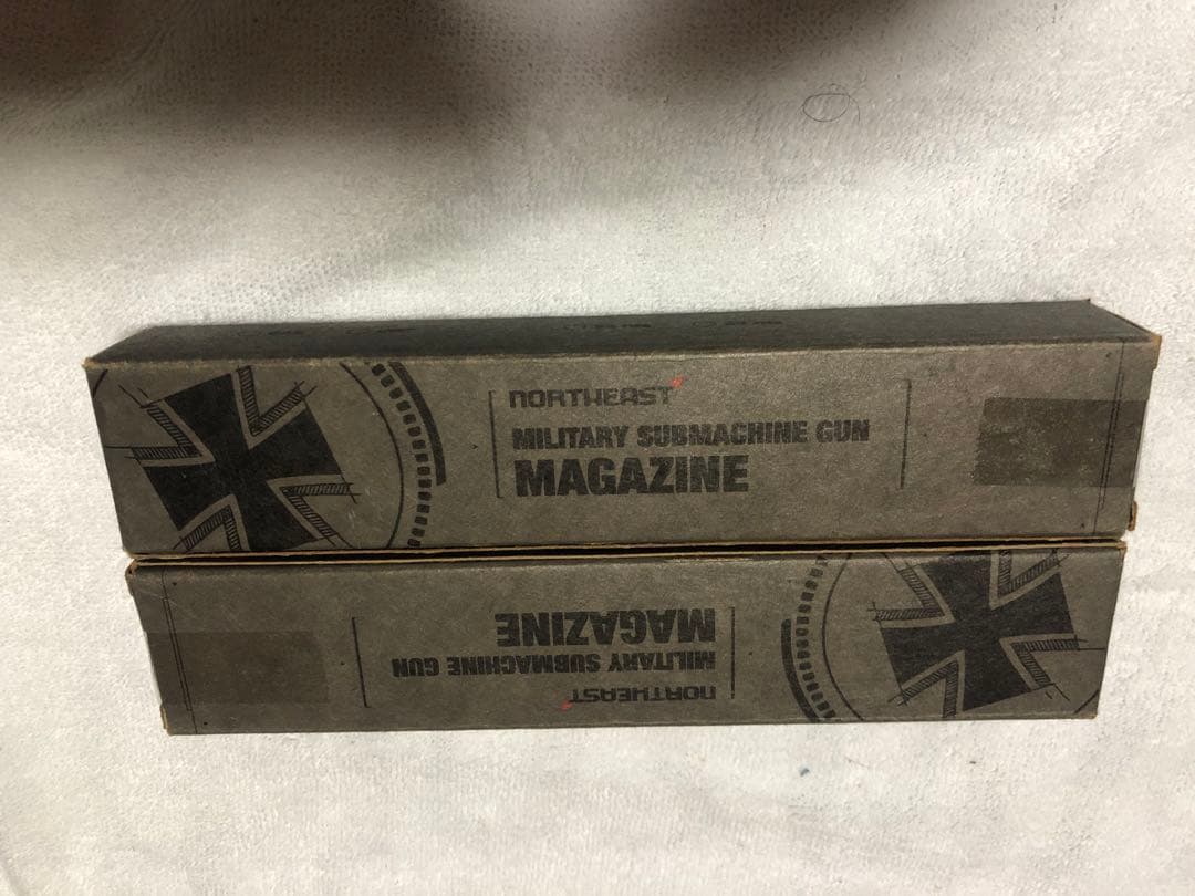 ノースイースト　UZI ウージー　フロンマガジン　2本セット 新品未使用未開封 Amazon.co.jp: Northeast ノースイースト MP2A1 UZI SMG 22連 CO2