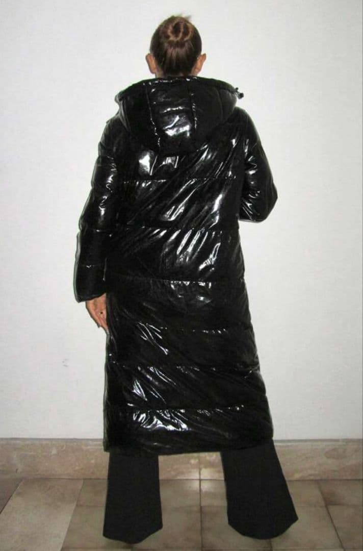 新品　カッコいい　エナメル　光沢　ブラック　ロング　ダウン　ユニセックス