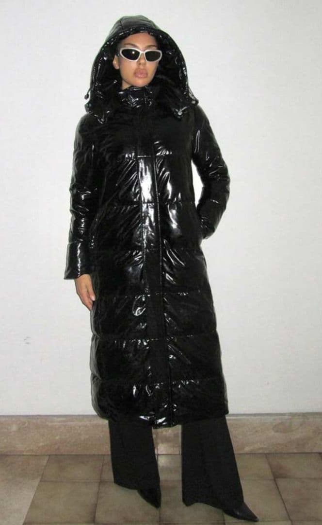 新品　カッコいい　エナメル　光沢　ブラック　ロング　ダウン　ユニセックス