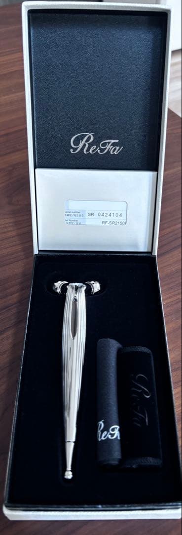 ReFa 美顔ローラー 収納ケース付き