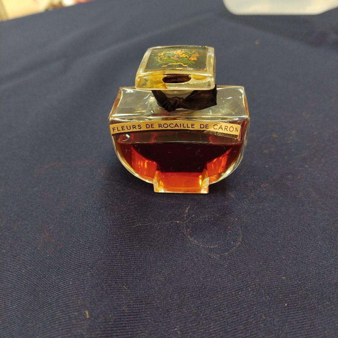 Fleurs de Rocaille de Caron 香水