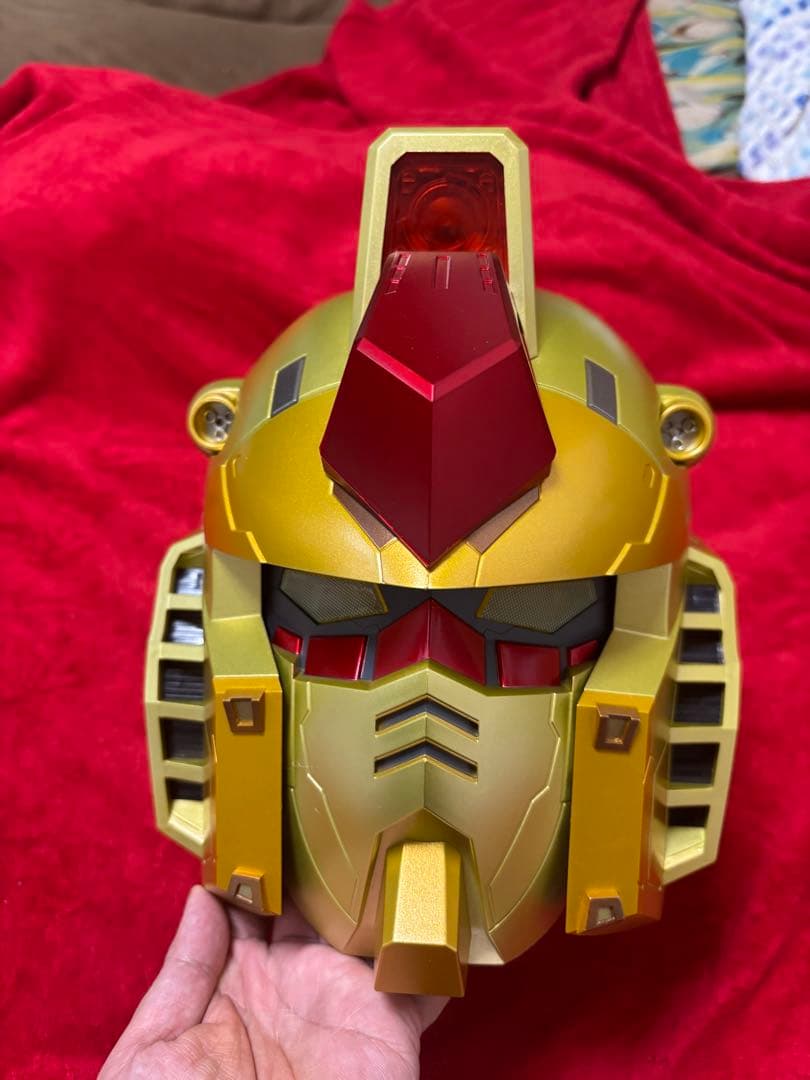 RX-78-2 ガンダム ゴールドカラー ヘルメット