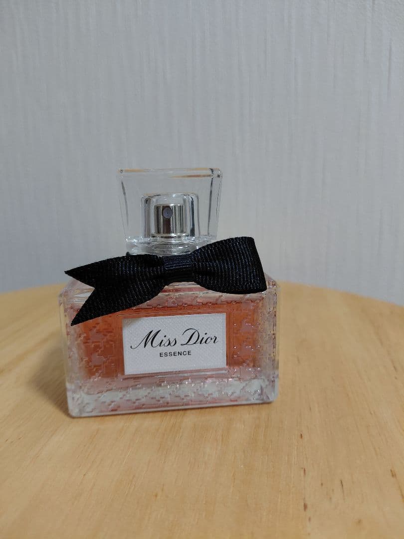 Miss Dior Essence 　35ml