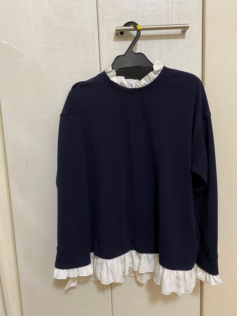 mプルミエ　未使用タグ付きネイビー フリル付き長袖トップス