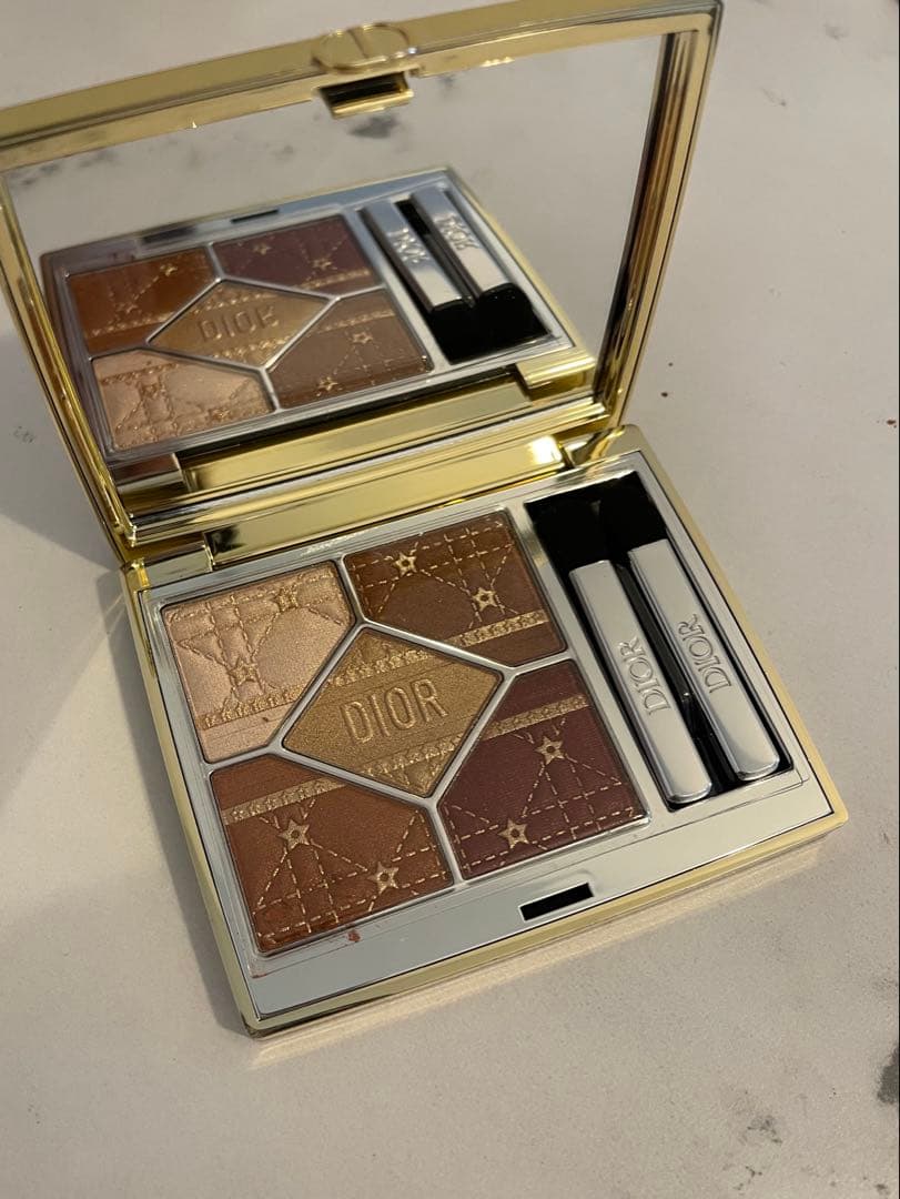 ディオール サンククルール クリスマス 限定 636