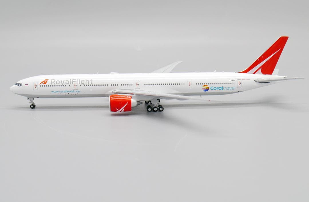 ロイヤルフライト 777-300ER VQ-BGL 1/400｜